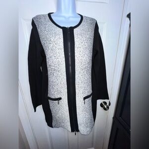 Chico's Size 0 4 6 Black White Ombre Zip-Up Knit Cardigan Sweater Dress S Jacket
